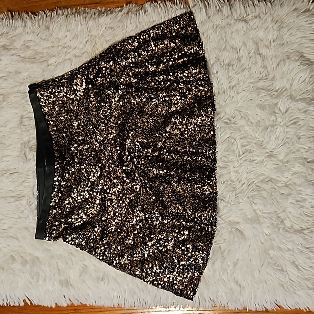 Express sequin skirt